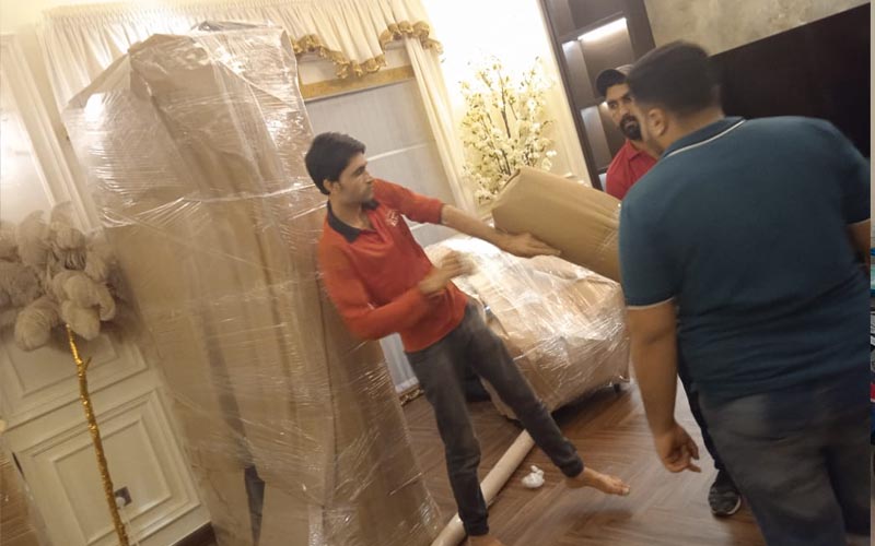 packing service in uae